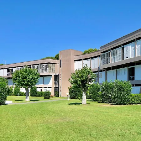 דירה Isa-holiday Homes With Common Swimming-pool In From 400 To 900 Meters From The Sea מרינה די ביבונה