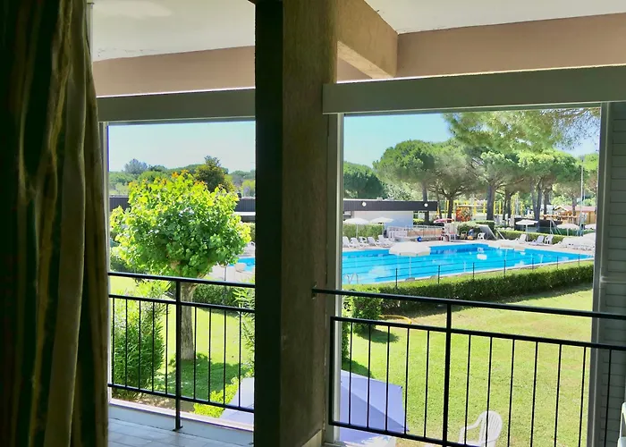 Apartmán Isa-holiday Homes With Common Swimming-pool From 400 To 900 Meters From The Sea