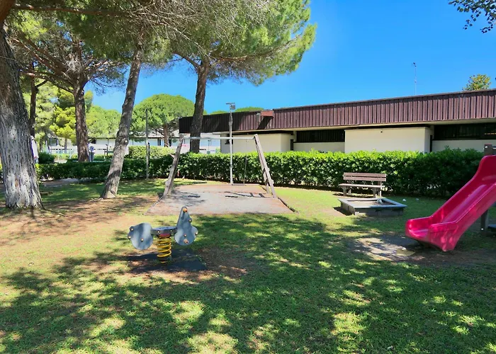 Apartmán Isa-holiday Homes With Common Swimming-pool From 400 To 900 Meters From The Sea *